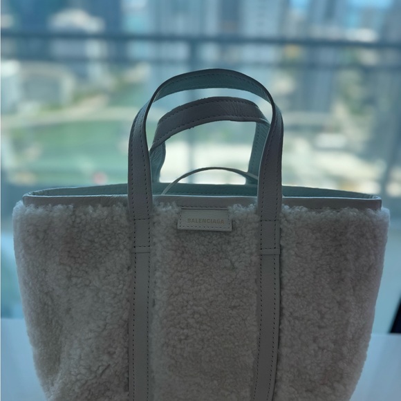 Balenciaga White Tote Bag Modern Minimalist Design - Picture 1 of 2